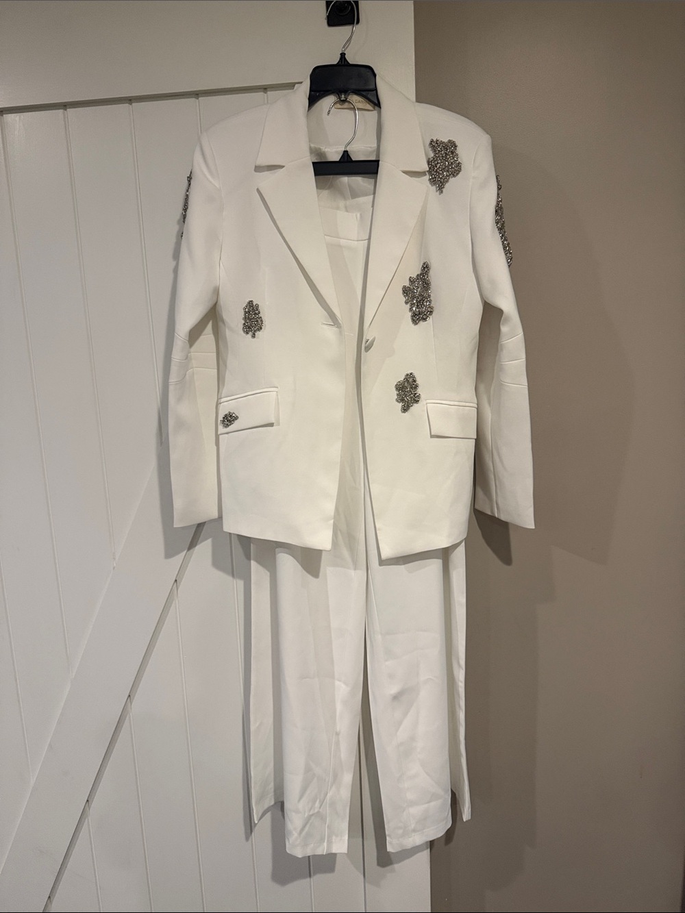 Sierra Darien Embellished W/ Crystal White Blazer & Trousers Set